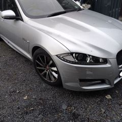 Jaguar xf 2.2 R-sport breaking for parts