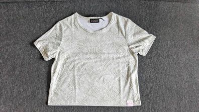 T-shirt (size 8)