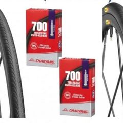 2 Mavic Aksion Tyres and 2 Tubes Bundle 700x23c