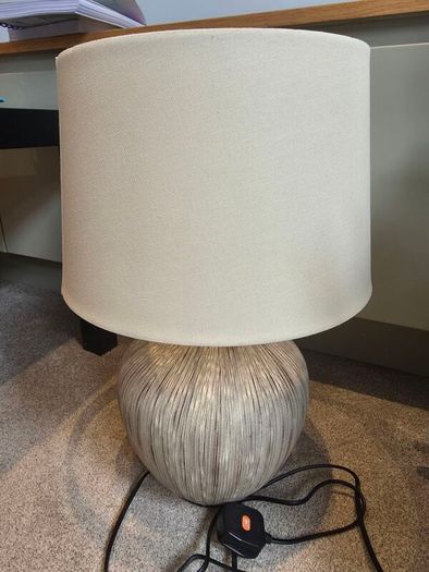 Cream scratch ceramic large table lamp