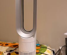 Dyson AM09 Dyson hot and cool fan.