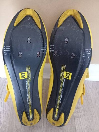 Size 44 cycling shoes (UK: 9.5, not 10)
