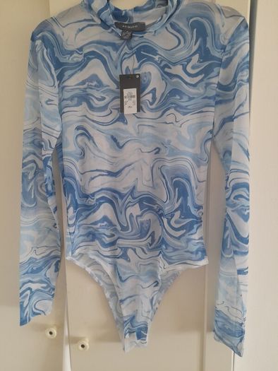 New body suit with tags