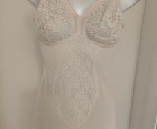 Brand new Shapewear skin tone Naturana body suit cup UK40 B EU90B Postage included