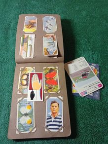 Vintage Cigarette Cards / mixed