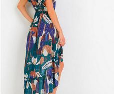 Stunning Summer Dress size 16 - excellent for holidays