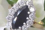 Vintage Gold Sapphire Cluster Ring