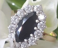 Vintage Gold Sapphire Cluster Ring