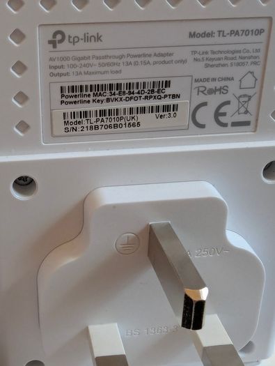 TP Link AV1000 Gigabit Passthrough Powerline Adapter