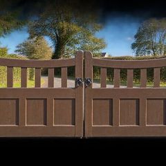 Pair of Wooden Driveway Gates