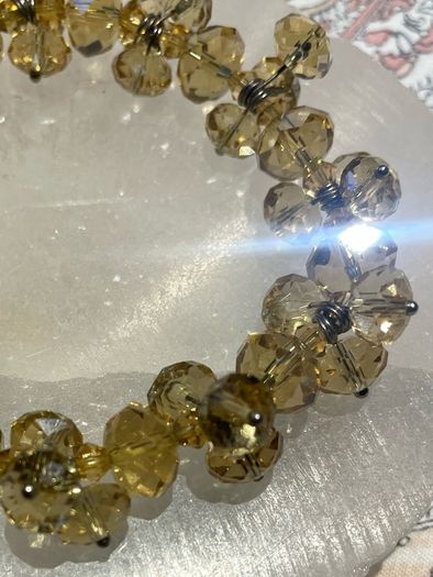 Beautiful beaded stretchy bracelet.