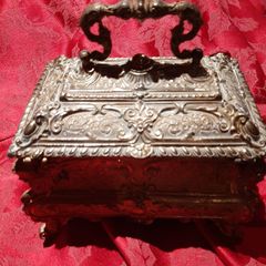 new antique bronze/brass? jewellery box