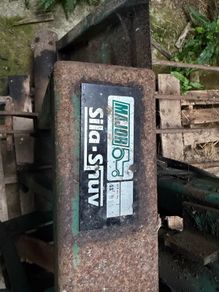 Major Sila-Shuv push off silage buckrake