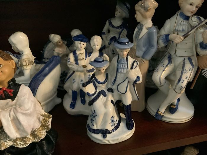 Clock, figures, Display Cabinet