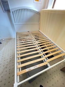 White Double bed frame
