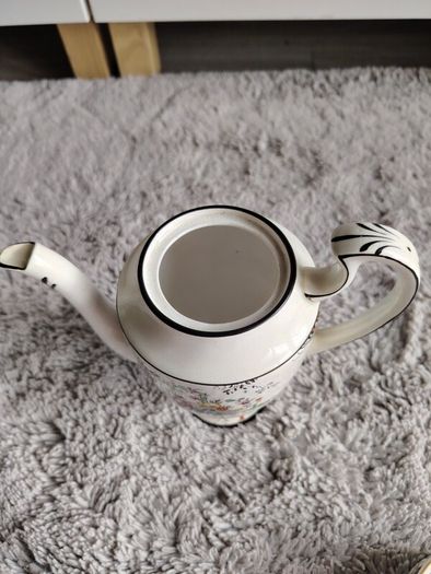 Vintage  Art Deco tea pot