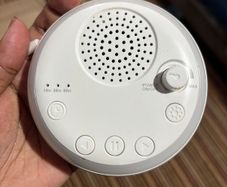 Baby portable white noise machine