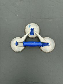 Triple Vacuum Suction Cup Lifter