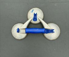 Triple Vacuum Suction Cup Lifter