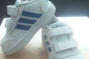 Kids Adidas  Trainers/Court Inspired Shoes .. Size: 4 UK .. 20 EU