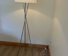 Floor Lamp Chrome & White