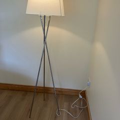 Floor Lamp Chrome & White