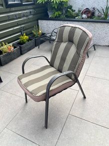 Garden chairs and cushions