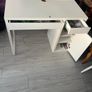 desk Image 10