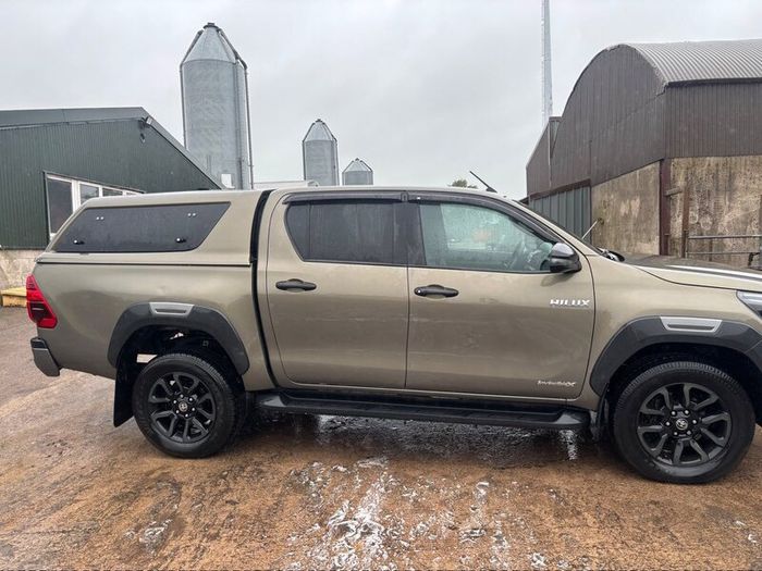 Toyota Hilux 2021