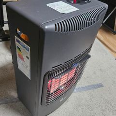 Greengear 4.2kW Portable Gas Heater + Empty Gas Cylinder