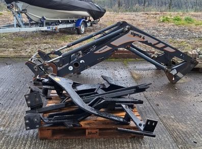 Sigma 4 Chrome front loader with mounting brackets