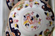 8 x Vintage Madras Dinner Plates