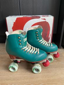 Chaya Roller skates
