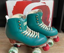 Chaya Roller skates