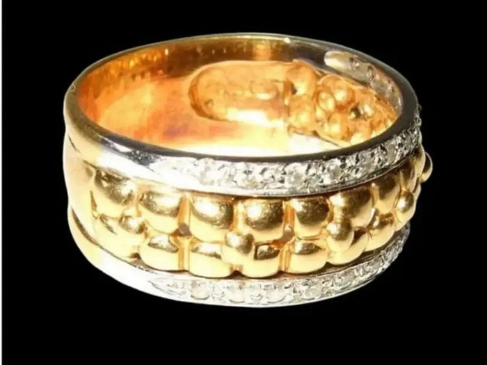 Vintage 18ct Gold/Diamond Unisex Ring