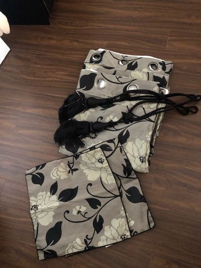 curtains plus 2 pillowscase Width 66in x Length 90in