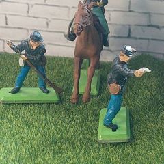Britains Deetail  Union Troops (Damaged)