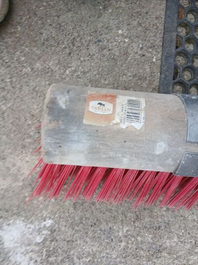Yard Brush with Clamp Heavy Duty