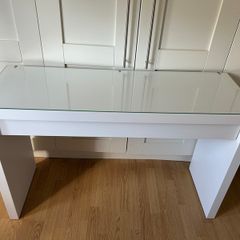 IKEA MALM Dressing Table