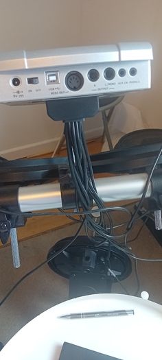 Electronic drum kit
