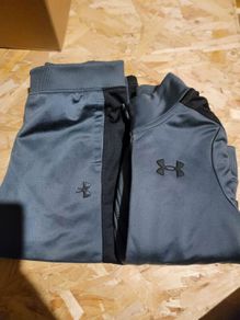 boys under armor tracksuit age 3-4