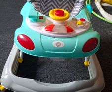 baby walker