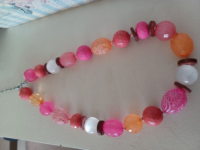 Piece of fashion jewellery