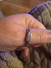 375 white gold ring