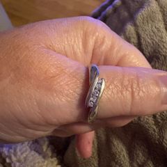 375 white gold ring