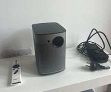 Xgimi halo projector
