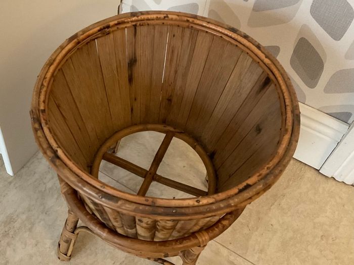 Pending Collection Vintage Bamboo Plant Stand