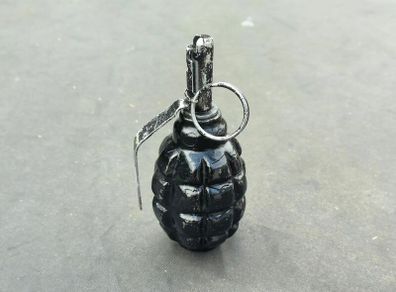1954 F1 Training Grenade (deactivated!)