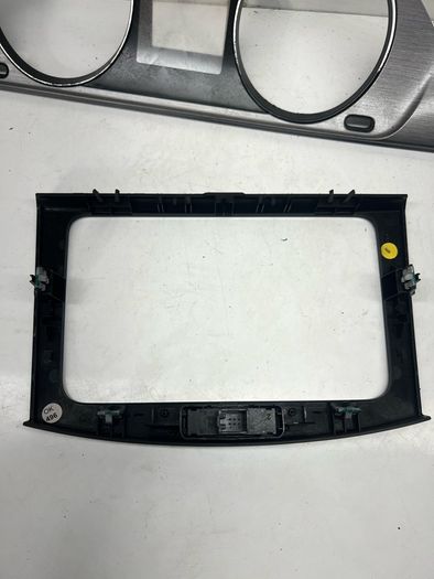 Volkswagen PASSAT B7 2011 dashboard trim A2l11b6s