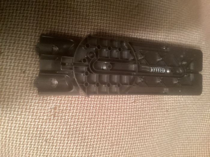 Dyson    V6.  Station base